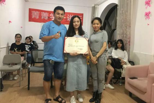 图片1 图片1