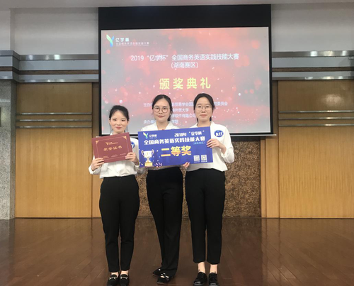 图片1 图片1